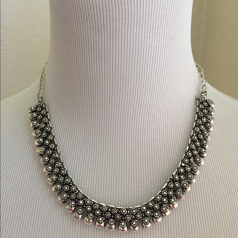 Statement Necklace - Picture 4 of 4
